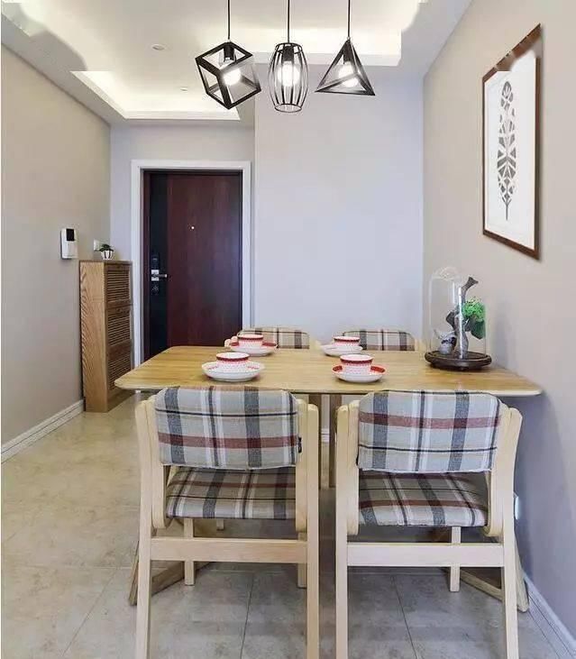 素描画|把阳台推拉门拆了,只用窗帘做装饰,没想到大家都说更好看