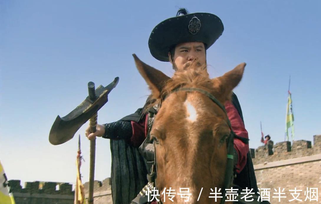 索超!从两场厮杀看杨志与鲁智深的品级和军衔:是七品侍卫,还是少校警卫副官?