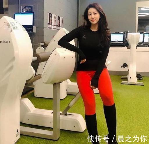 私教|韩国私教界奶茶妹妹,从胖子练成蜂腰翘臀好身段,学员排队等上课