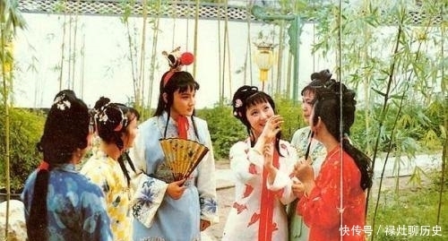 浅谈红楼:从文化视角,分析贾宝玉的“古今不肖无双”