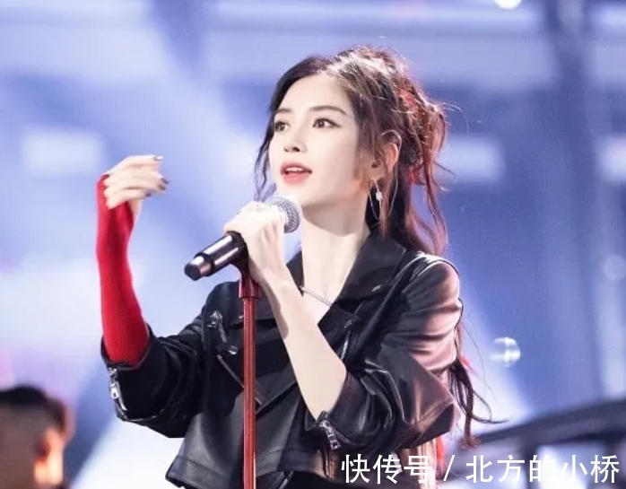 Angelababy和張淇合作搖滾,這次的她,終于不跑調了