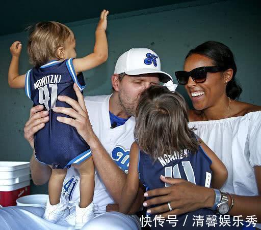 特征|NBA诺维斯基娶黑人姑娘,婚后生二子一女,孩子外貌没黑人特征