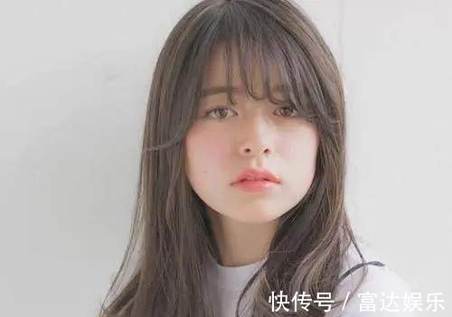 欲感 拯救大脸盘子:5款仙女发型。适合圆脸减龄又可爱的女生发型。