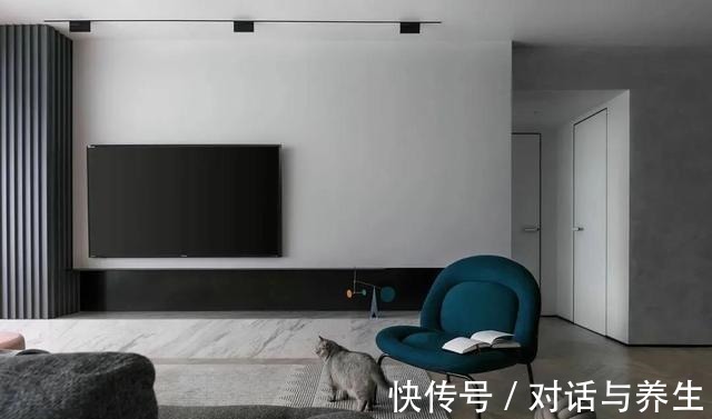 孔雀绿|都市女性的家,98㎡黑白灰中穿插孔雀绿和淡粉色,成熟又少女!