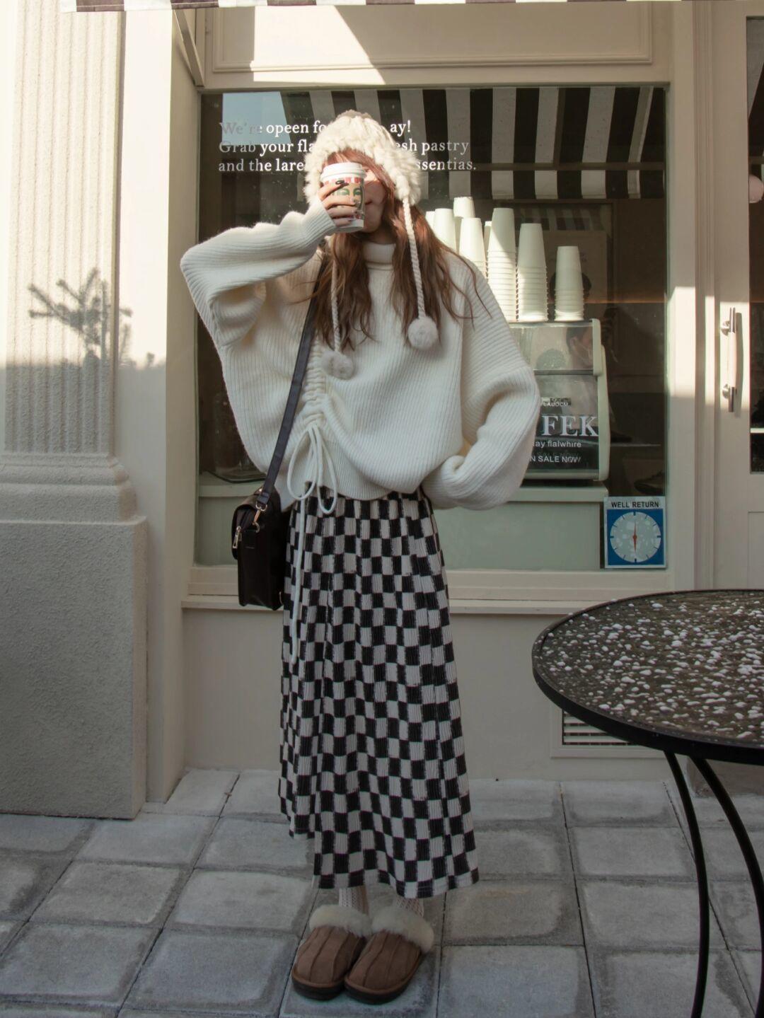 芥末绿|这才是大方得体的冬季搭配,学会4款实用毛衣,照着穿太时尚