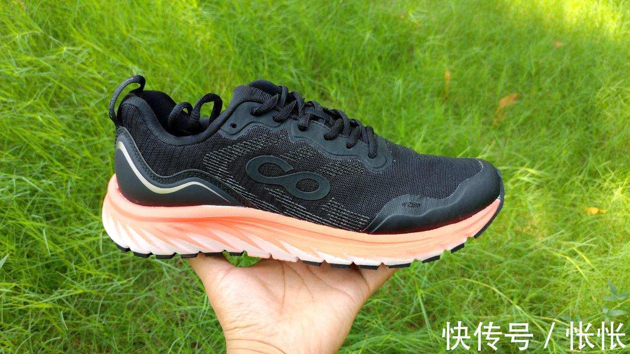 高弹减震稳着陆,跑步更安全,初跑者的新选择|咕咚10K悦弹跑鞋 | 初跑者
