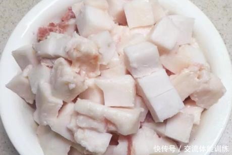 熬猪油只加盐就错了,牢记1个步骤,猪油又香又白还不腥,耐存放