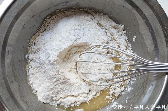 别再冷落家中烤箱了,教你新手版葱油桃酥,酥得掉渣,满屋飘香