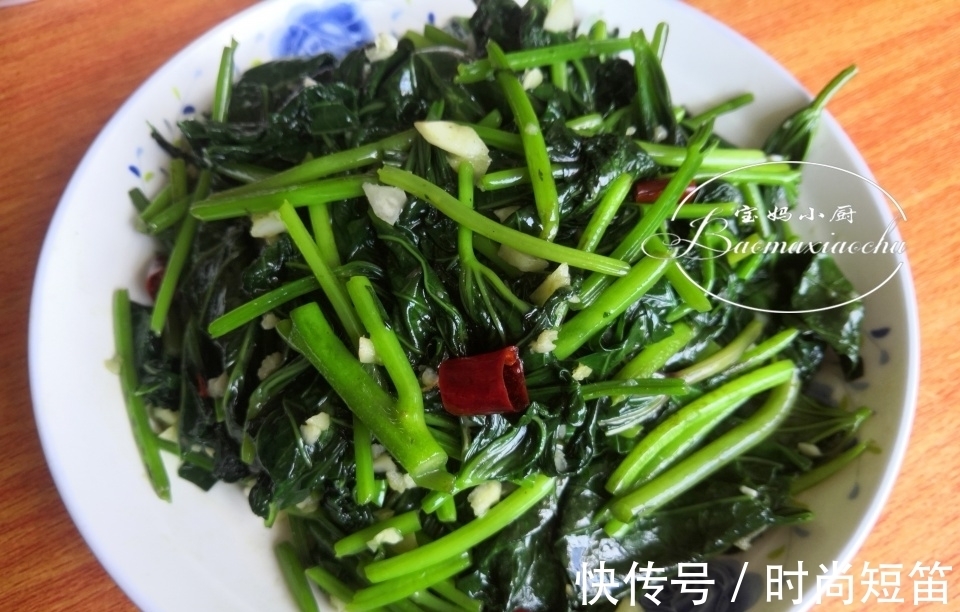 宝妈|在内蒙吃晚餐,自产自足,顺手一做就摆满桌,比吃大鱼大肉健康