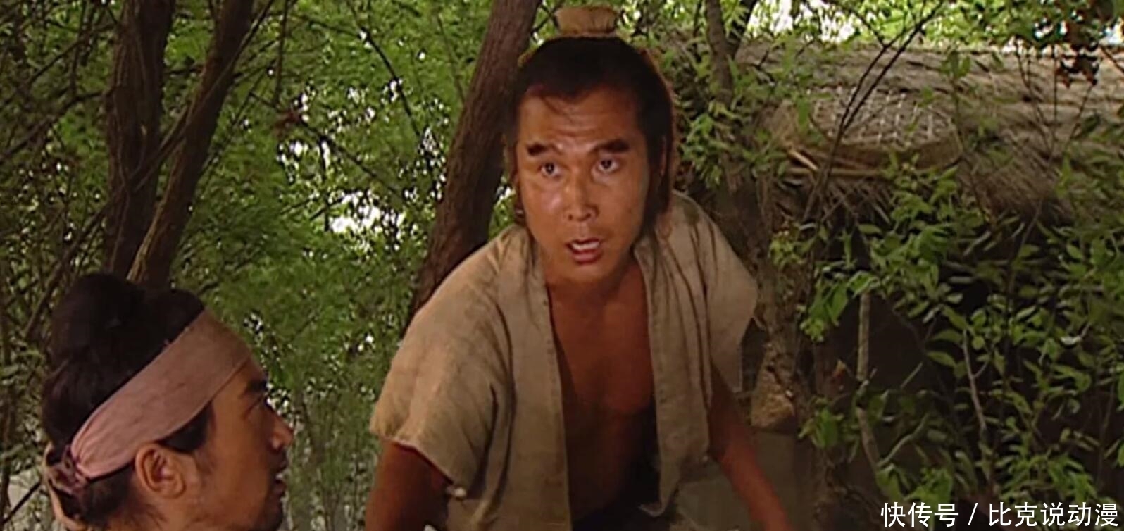 阮氏三兄弟|为什么阮小七能被评为“上上人物”?阮小七披龙袍是故意的