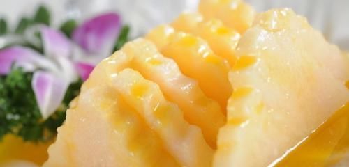 黑莓|女人不想老的快，脸上爬满皱纹，3种食物，保护心血管，抗衰老