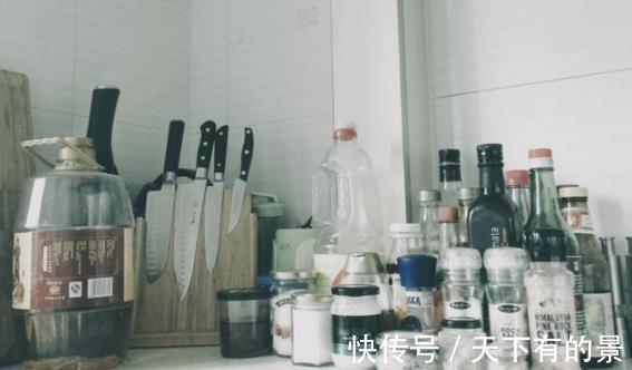 夹缝|去上海姑姑家玩,打开厨房看不到瓶瓶罐罐,干净整洁不占地儿!