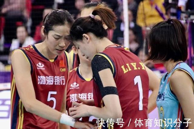朱婷|一声叹息!中国女排跌出前二,干着急!三名关键人物迟迟不动手