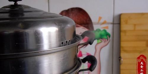 草莓|做糯米糍，别只放糯米粉，多加1样粉料，糯米糍松软不硬口感更香