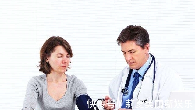 预约|有人说美国医疗免费，有人说美国治感冒要上千美元，哪个是真的？