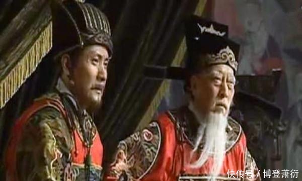 内阁|皇帝心腹和内阁首辅争斗,明穆宗见三十多件奏疏,同意高拱退休!