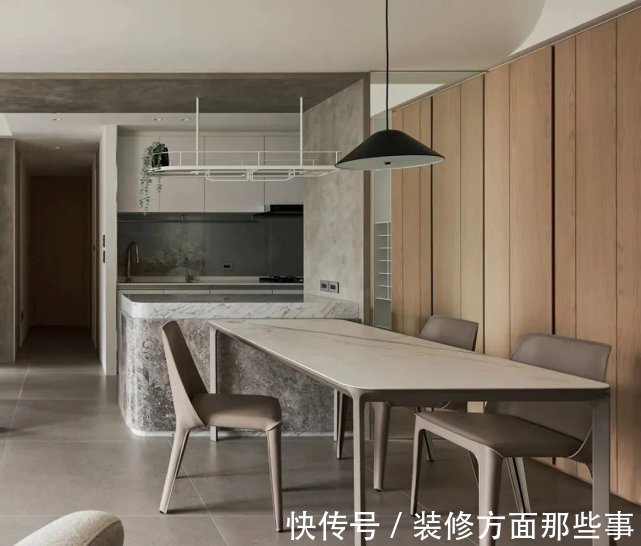 书房|116㎡现代三居室,拆掉次卧,半隔断电视墙隔出一个大书房