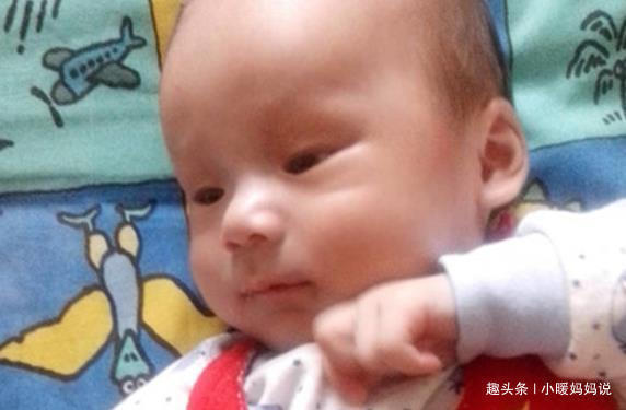 纸尿裤|不要怪孩子吃奶“扭来扭去”,是他给宝妈的“暗号”,妈妈要懂