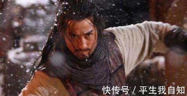 青龙偃月刀#水浒传最厉害的4件兵器,呼延灼的双鞭排最后,第一无可争议