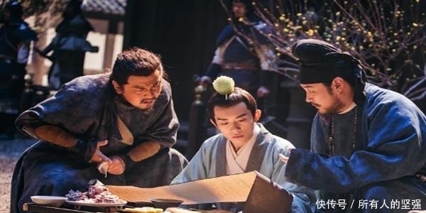 课本|杜甫为诸葛亮写了一首诗最后14字成千古名句,年年入选中学课本