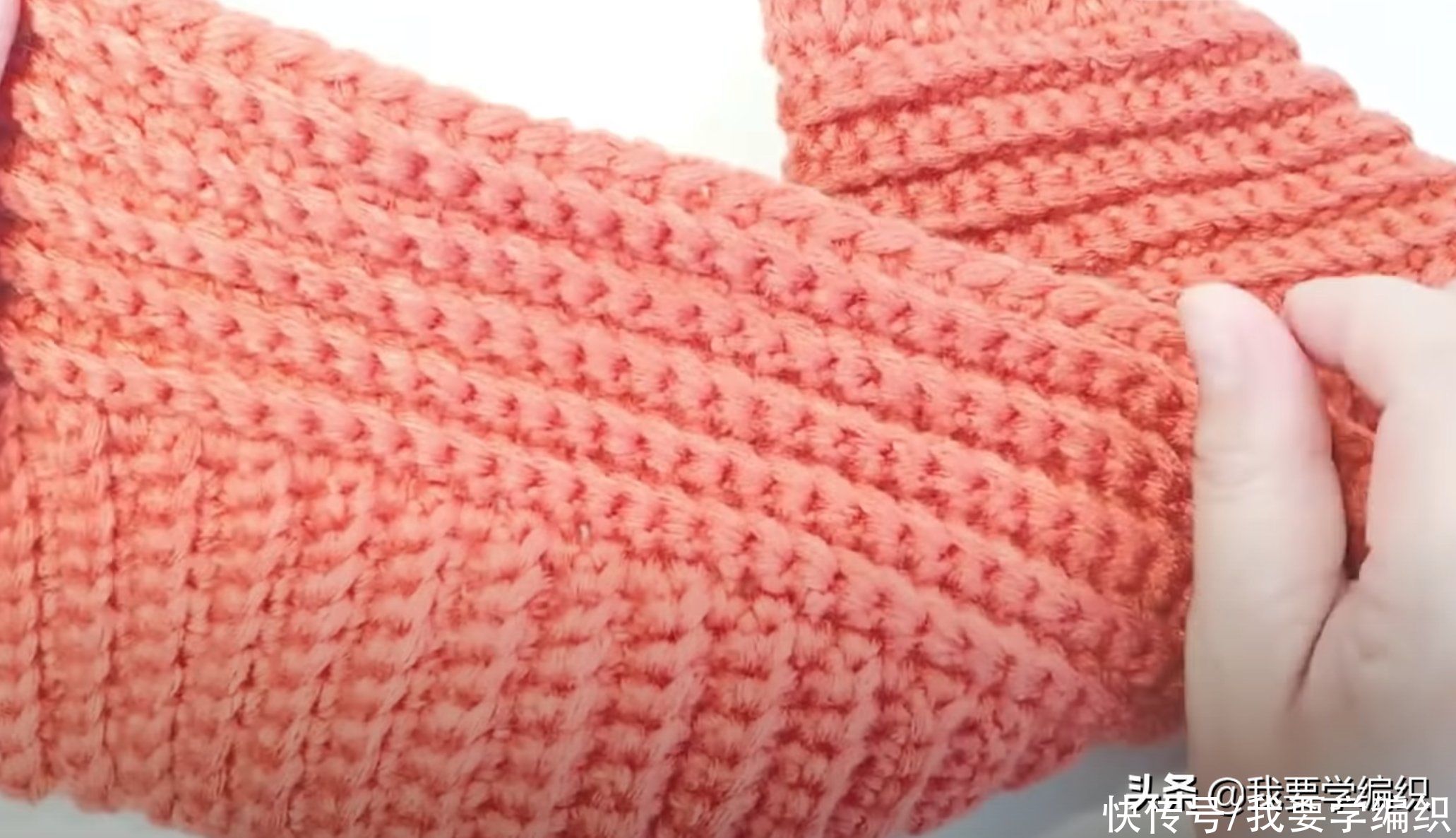 冬天来一款这样的暖帽,护耳辫子帽编织教程,重返你的少女时代