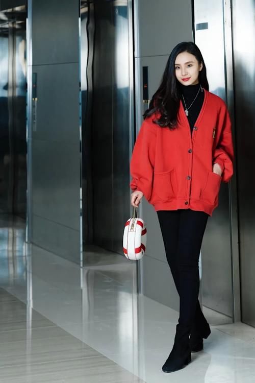 早春外套来了！拜托你穿这3件，时髦炸了