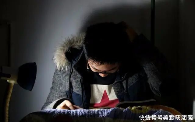 男性开始衰老,身体会有3个地方“变大”,希望你一个也没有