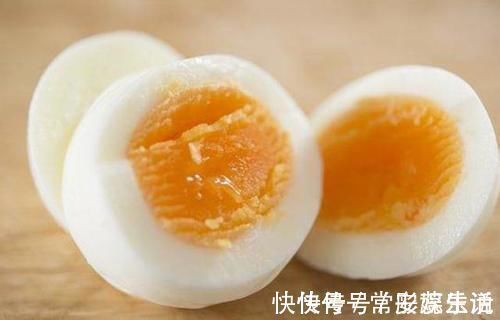 生长发育|1到2岁宝宝辅食添加要多样,别再每天米粥加鸡蛋了,真没啥营养