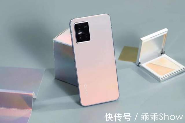 用力过猛|拒绝假面！vivo S10系列自然人像算法，让自拍更高级