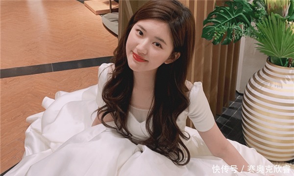 参加|成毅资源开挂,录完《跑男》后参加《快本》,同台嘉宾都是人气王