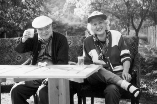 红线女!一生嫁了四次,她养了7个孩子,如今94岁,却无人陪伴,独自生活