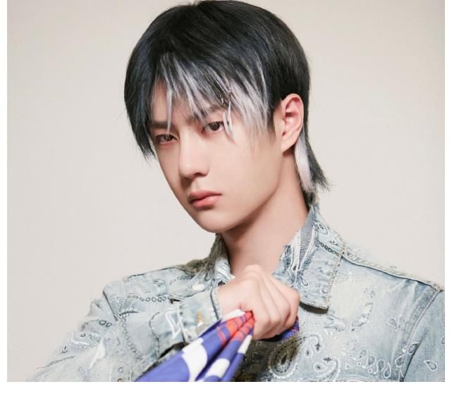 王一博|王一博回归《街舞4》后，又加盟新作！阵容一官宣网友就激动了