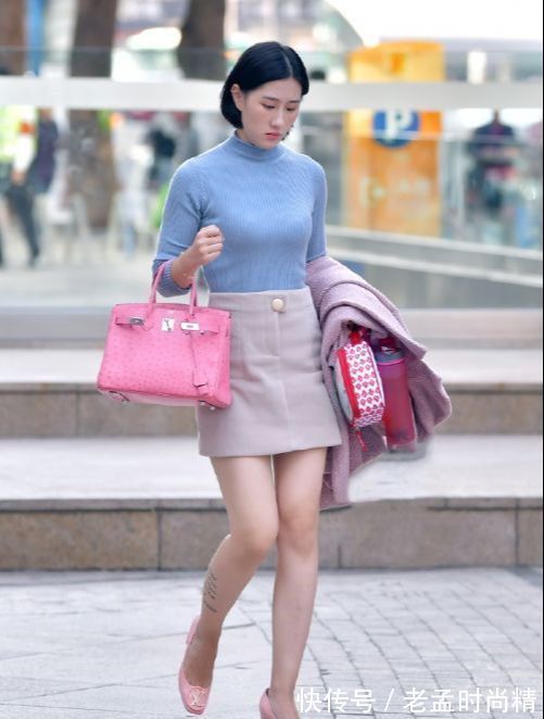 搭配|温柔针织衫,搭配毛呢半身裙搭配,优雅减龄显气质!