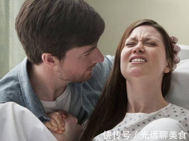 腰背部|当胎儿出生的一瞬间,孕妇身体是什么感受?宝妈的话让人感动