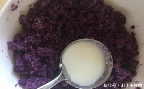 高颜值甜点“水晶糕”,无需烤箱一口锅就搞定,新手也能一次成功