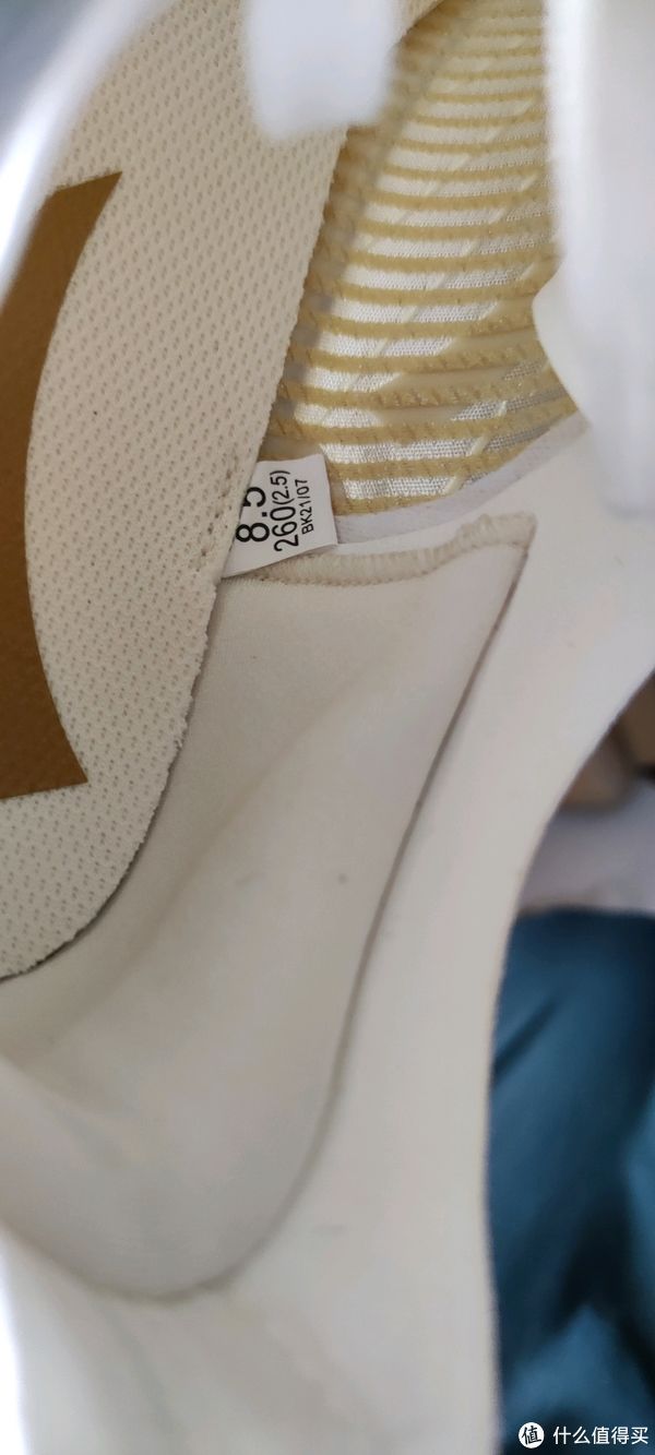 挑灯论鞋|闲来挑灯论鞋 篇六十四：痛点小改，渐趋无敌——C202gt奥运配色开箱及对比