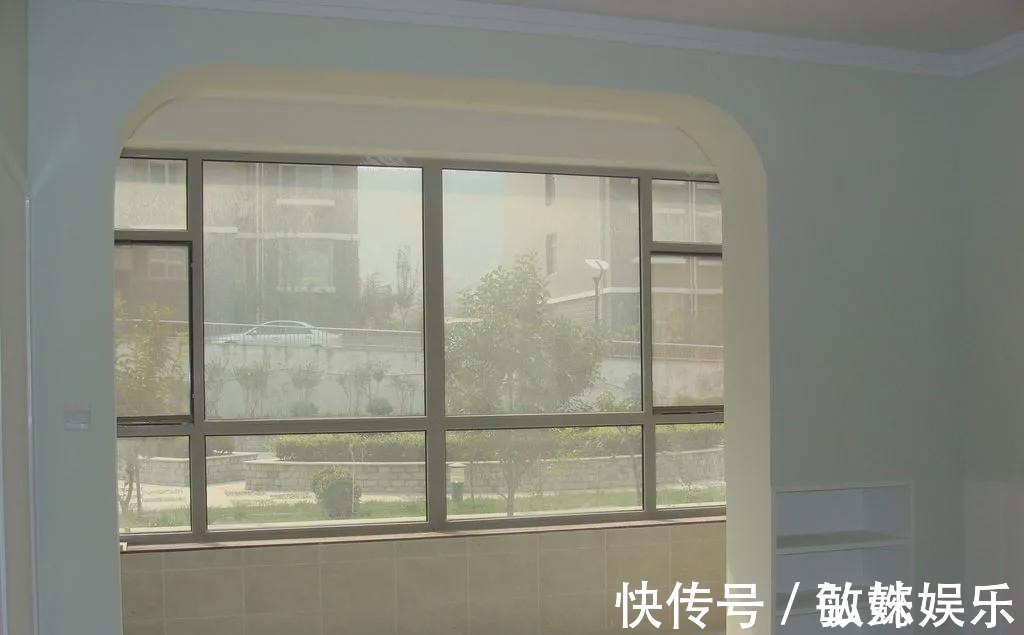 铝合金|垭口和门套不包了,宁愿多花点钱3种方法解决,家里反而更宽敞!