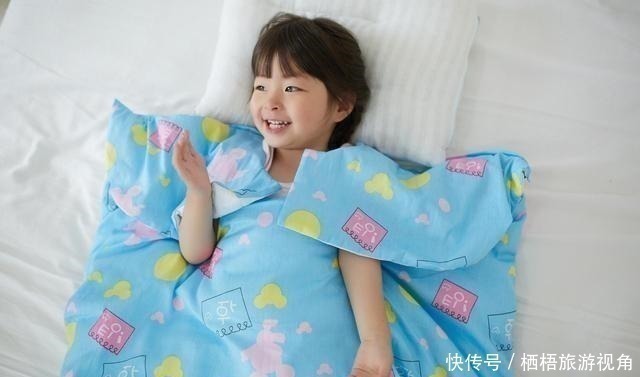 有福|“睡枕头”和“不睡枕头”的孩子,长大后到底差别在哪里