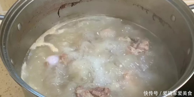 棒子骨|太香了,熬制三个小时以上,才能体会到它的好处,不要焯水是关键