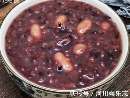 红豆黑米粥|天然的“阿胶”找到了，每天喝一碗，气血足了，脸色越来越红润