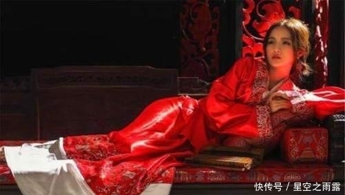 民间俗语:“红到三十绿到老”是什么意思,为何与男人没关系?