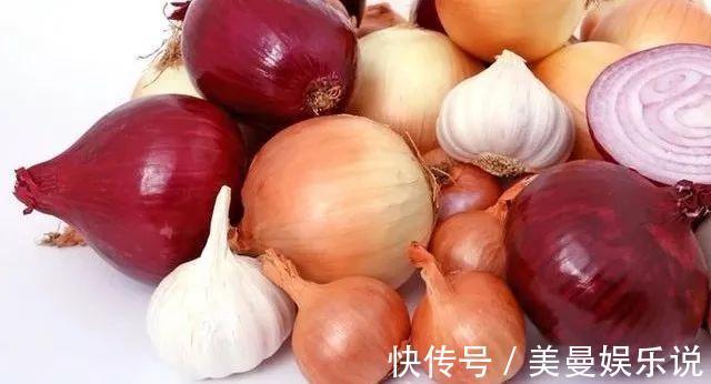 血管|脸上出现这2个变化，要注意了！降血脂、护血管的食物都在这了