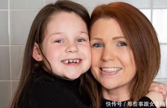 小英雄|七岁娃给昏迷宝妈做心肺复苏,救醒后忍不住大哭,被称“小英雄”!