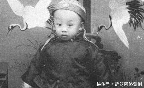 溥仪|溥仪时隔多年重回故居,对花瓶说的一句话,竟惊讶了所有人