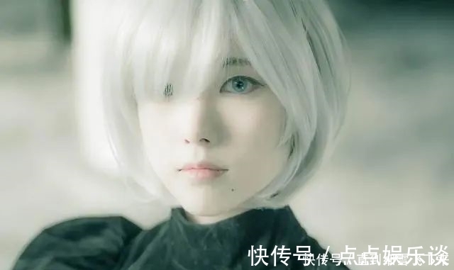 逍遥君|精致到细节的模仿,俄罗斯小姐姐的倔强,用一张脸COS无数角色
