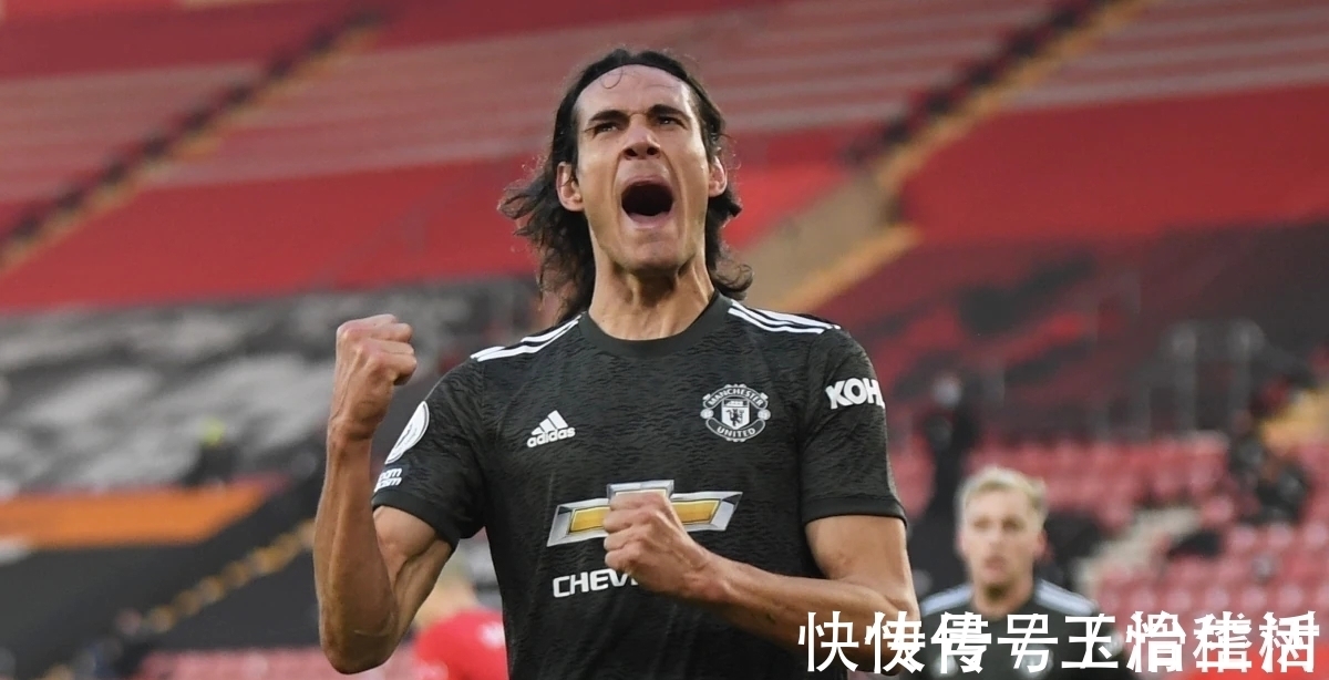 锋霸|重磅!曝巴萨欲压哨签约曼联巨星,626场370球,或助C罗穿7号