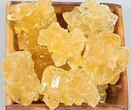 一样是冰糖,“白色”和“黄色”区别是啥知道以后别再瞎买了