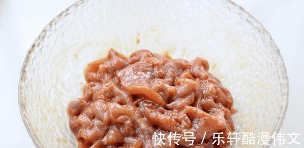 黄瓜炒肉片|炒瘦肉怎么做才嫩滑切好直接炒不对，教您正确做法，嫩滑不柴