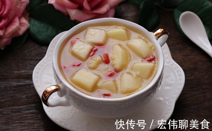 绿豆粥|夏天,在小米粥里加上苹果,我家隔2天就煮,很多人不懂有啥用