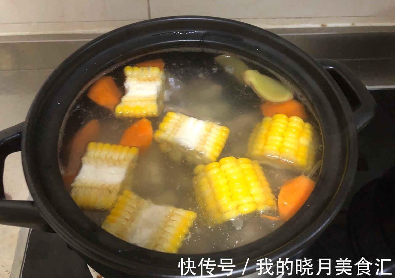 天冷多喝汤，山药和玉米搭配猪骨一起煲汤，清淡滋补真不错